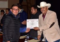 Reconocen a empleados del rastro municipal por años de servicio