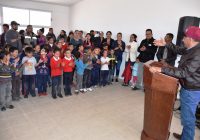 Entrega Presidencia Municipal de Cuauhtémoc aula a la escuela Hermanos Flores Magón